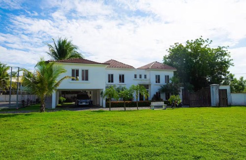 Iztapa Villa | Villa Esperanza en Puerto Iztapa