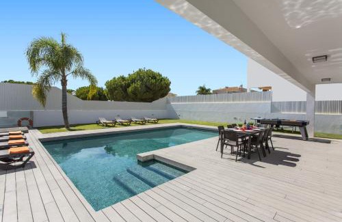 Olhos D'Agua Villa | Villa Eve by Villa Plus