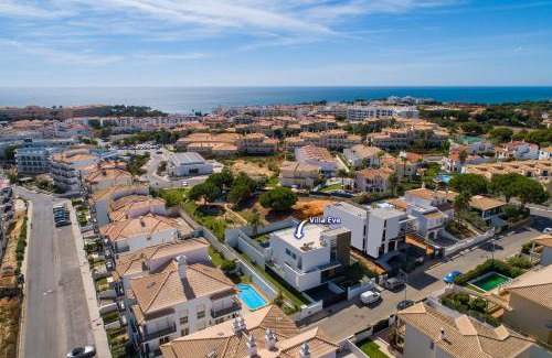 Olhos D'Agua Villa | Villa Eve by Villa Plus