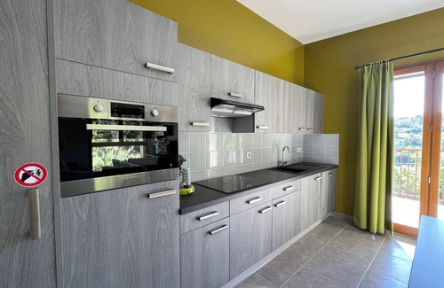 Salavas Casa | Villa****Exceptional.View over VallonPtD'Arc, the Ardèche, the surrounding area.