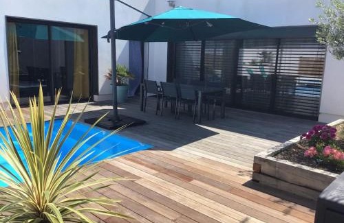 Sainte-Soulle Villa | Villa Exceptionnelle Piscine et Jardin privé Séjour Haut de gamme proche La Rochelle
