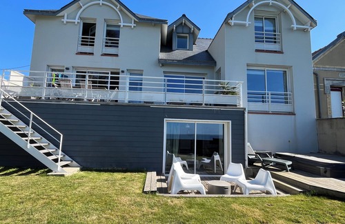 Pornic Villa | Villa facing the sea, exceptional view of the bay!