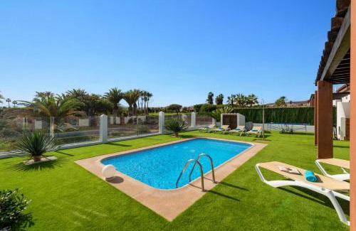 Caleta de Fuste Villa | Villa Fakay by Villa Plus