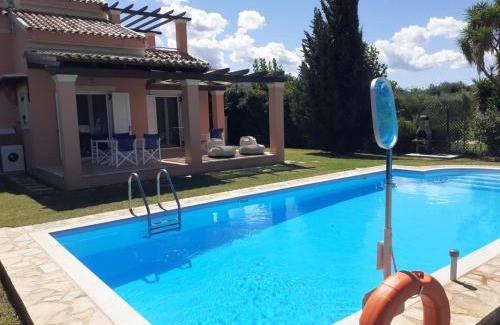 Almiros Beach Casa | Villa Filia