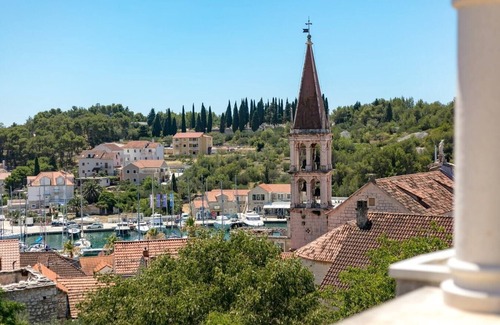 Milna (Brac) Villa | Villa Finka, Brac Island, Coastal Villa with Pool