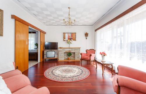 Beaconsfield Casa | Villa Fiore