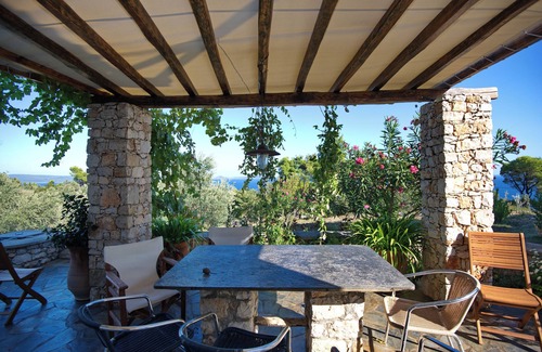 Marpounta Apartamento | Villa Flora Views exciting imaginations Apartment 1 Ground Floor
