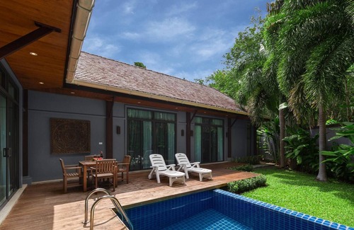 Pa Klok Villa | Villa Flores Tropiclook