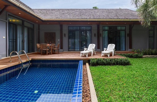 Pa Klok Villa | Villa Flores Tropiclook