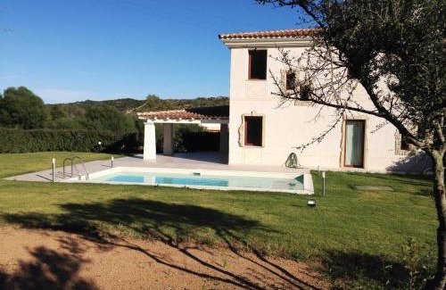Case Peschiera-Lu Fraili Apartamento | Villa Florida 2 with private pool