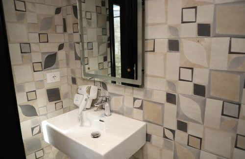 Elbasan Casa | Villa Flower Berat