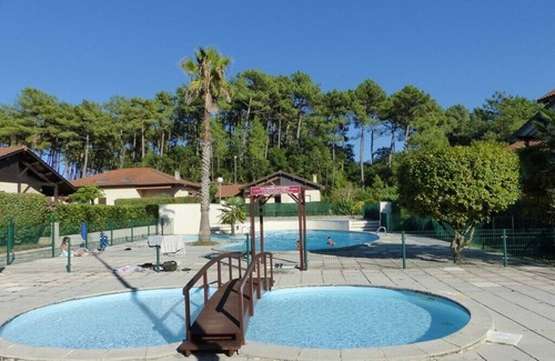 Capbreton Casa | Villa para 4 personas con piscina en condimonio.