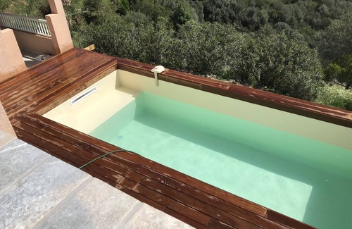 Alata Casa | Villa tranquila con piscina climatizada cerca de Ajaccio