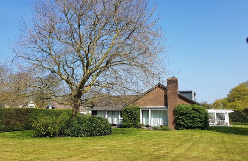 Domburg Casa | Villa for 9 people with spacious garden in Domburg
