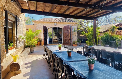 Vilanova I la Geltru Villa | XV Century Villa cerca de Barcelona/ ideal para grupos/ empresas / familias