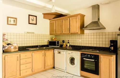Brantome-en-Perigord Villa | ¡Villas con capacidad para 1 a 10 personas en Dordogne con piscina y restaurante!