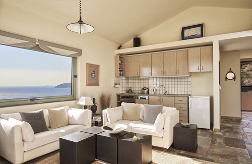Thymari Villa | Villa para sus vacaciones sueño de la familia en las afueras de Atenas