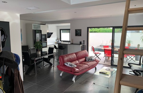 La Salvetat-Saint-Gilles Casa | Villa/Pool