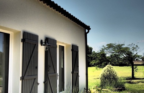 Saint-Magne-de-Castillon Casa | Villa in Château Franc Daut