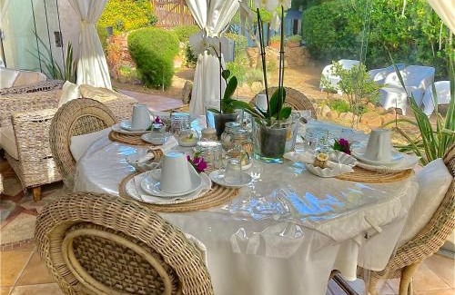 Santa Teresa di Gallura Cama Y Desayuno | Villa Franci