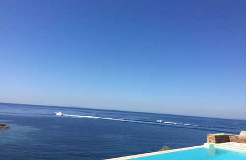 Koundouros Villa | Villa frente al mar 1 con piscina infinita