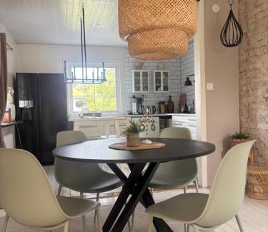 Åmål Villa | Villa Fredsstigen