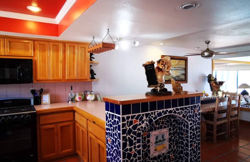 Renee's Villa | Villa Frente al Mar, Acceso Privado al Mejor Surfbreak de Rosarito