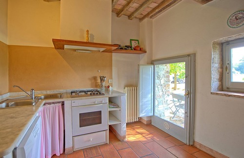 San Casciano dei Bagni Villa | Villa en San Casciano Dei Bagni con 3 habitaciones, capacidad 6