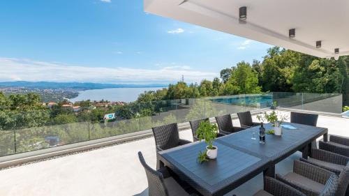 Pobri Casa | Villa Gabi by Villas Holiday