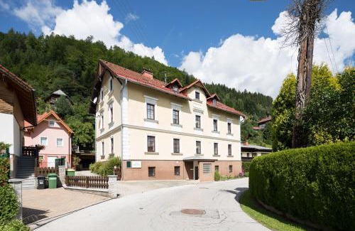 Muerzzuschlag Apartamento | Villa Ganzstein