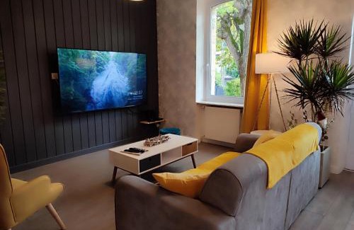 Cazeres Casa | Villa Garona avec billard proche Pyrénées