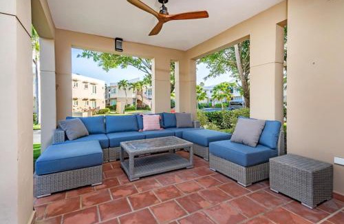 Cerro Gordo Villa | Villa Gem Tropical Charm Prime Location