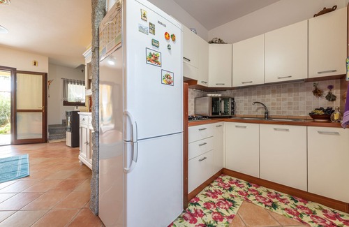 Castiadas Villa | "Villa Ginny e Clari" con vistas a la montaña, terraza y aire acondicionado