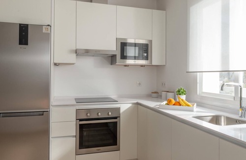 Benalup-Casas Vieja Casa | Villa 'Girasol' con piscina, jardín y Wi-Fi
