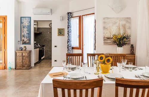 Costa Rei Villa | Villa 'Girasole' con Piscina Privada, Wi-Fi y Aire Acondicionado