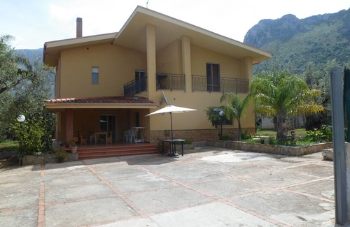Cinisi Villa | Villa Giu independent villa near airport and sea