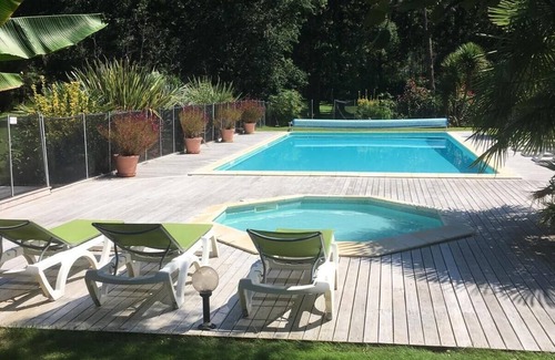 Azur Villa | Villa Glorieux Azur, sleeps 12 to 24, near the ocean with heated pool