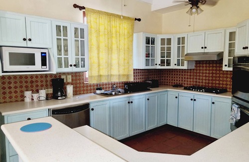 Bacolet Villa | Villa Good Hope- Beautiful 3 bedroom villa with a Beachfront, Pool and A/C