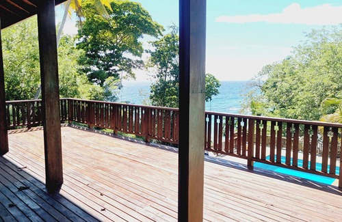 Bacolet Villa | Villa Good Hope- Beautiful 3 bedroom villa with a Beachfront, Pool and A/C