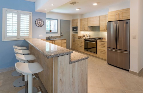 Cozumel Casa | VILLA GRANDE, 4-bedroom Oceanfront Villa in Cozumel México at Villas Santa Pilar