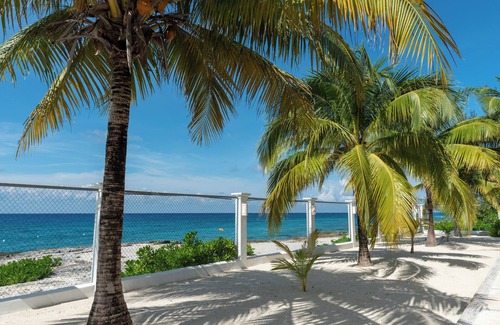 Cozumel Casa | VILLA GRANDE, 4-bedroom Oceanfront Villa in Cozumel México at Villas Santa Pilar