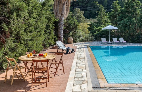 Xanthi Region Villa | maravillosa villa en una zona rural tranquila, con vistas panorámicas al mar y vistas al bosque