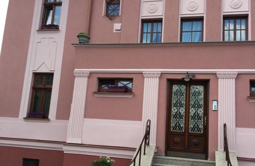 Ostrov Apartamento | villa Gross-Nádražní 320 Ostrov