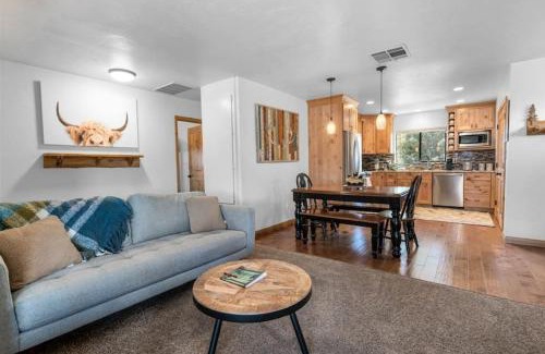 Upper Moonridge Casa | Villa Grove by Rather Be Properties