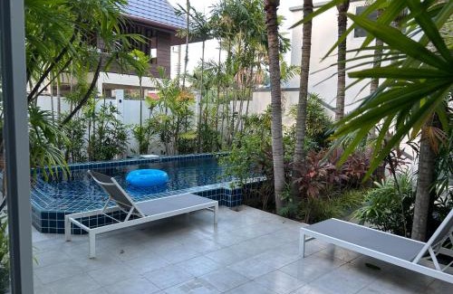 Rawai Villa | Villa Guenlaur Moroccan style 3 studios with kitchenette and pool