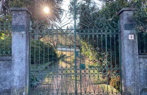 Porto Valtravaglia Villa | Villa Gulia - Vista Verde & Vista Bella