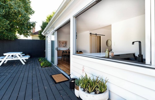 Invermay Casa | Villa Gwen: Character Home Moments From the City