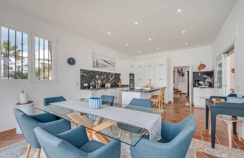 Urbanizacion el Rosario Villa | Villa 'Hakuna Matata' con vistas al mar, Wi-Fi y aire acondicionado