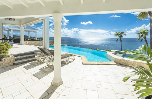 Grand Case Casa | VILLA FELIZ DÍAS Preciosas vistas al mar
