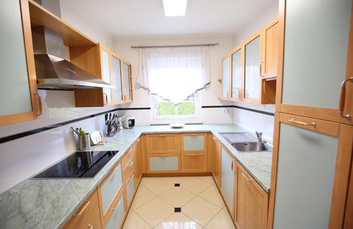 Aich Casa | Villa Hasi
